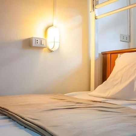 Kamin Bird Hostel Bangkok Luaran gambar