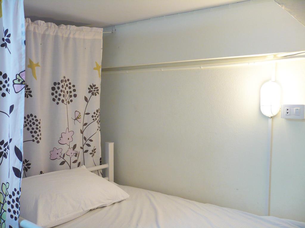 Kamin Bird Hostel Bangkok Bilik gambar